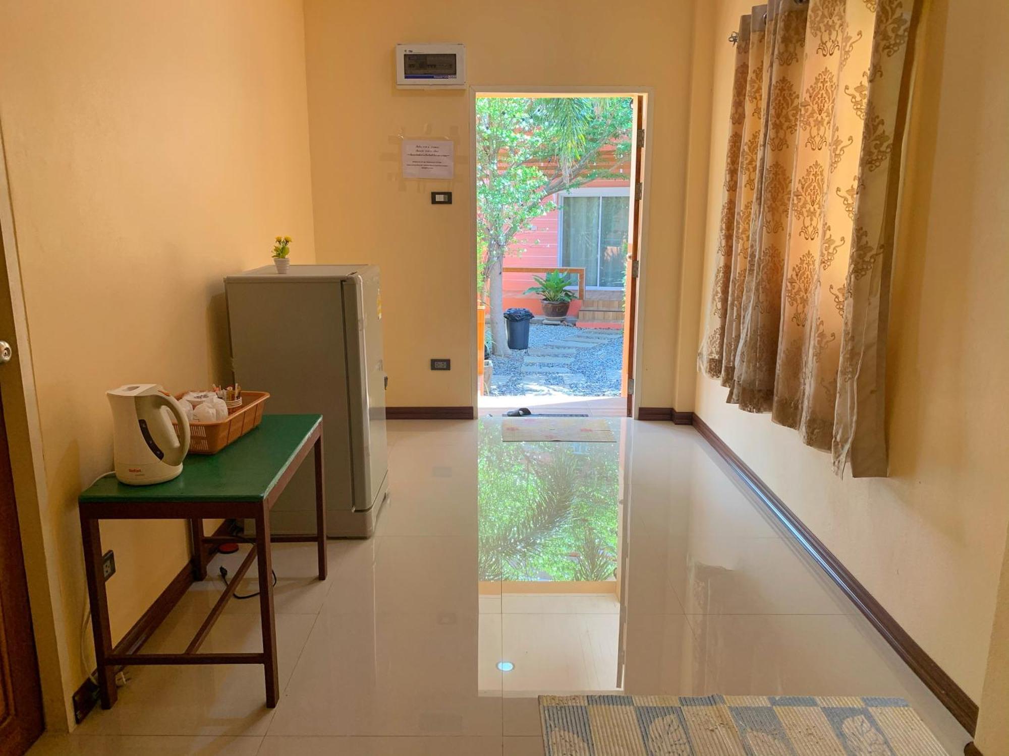 Thippawan Bungalow Ko Si Chang Exterior foto