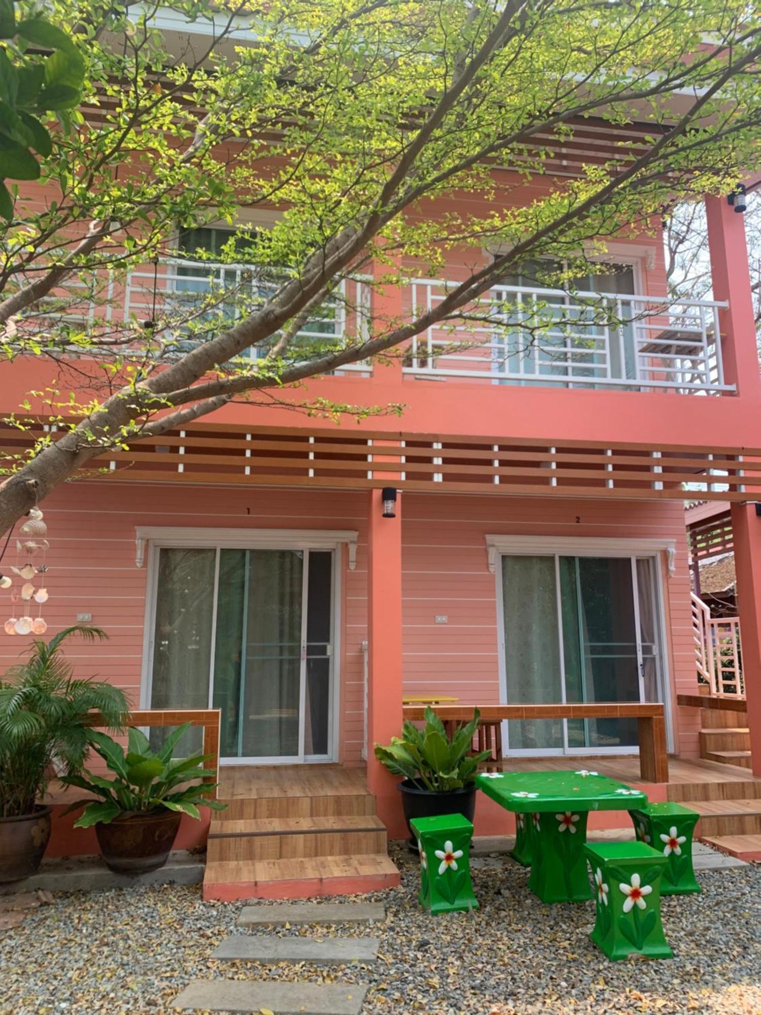 Thippawan Bungalow Ko Si Chang Exterior foto