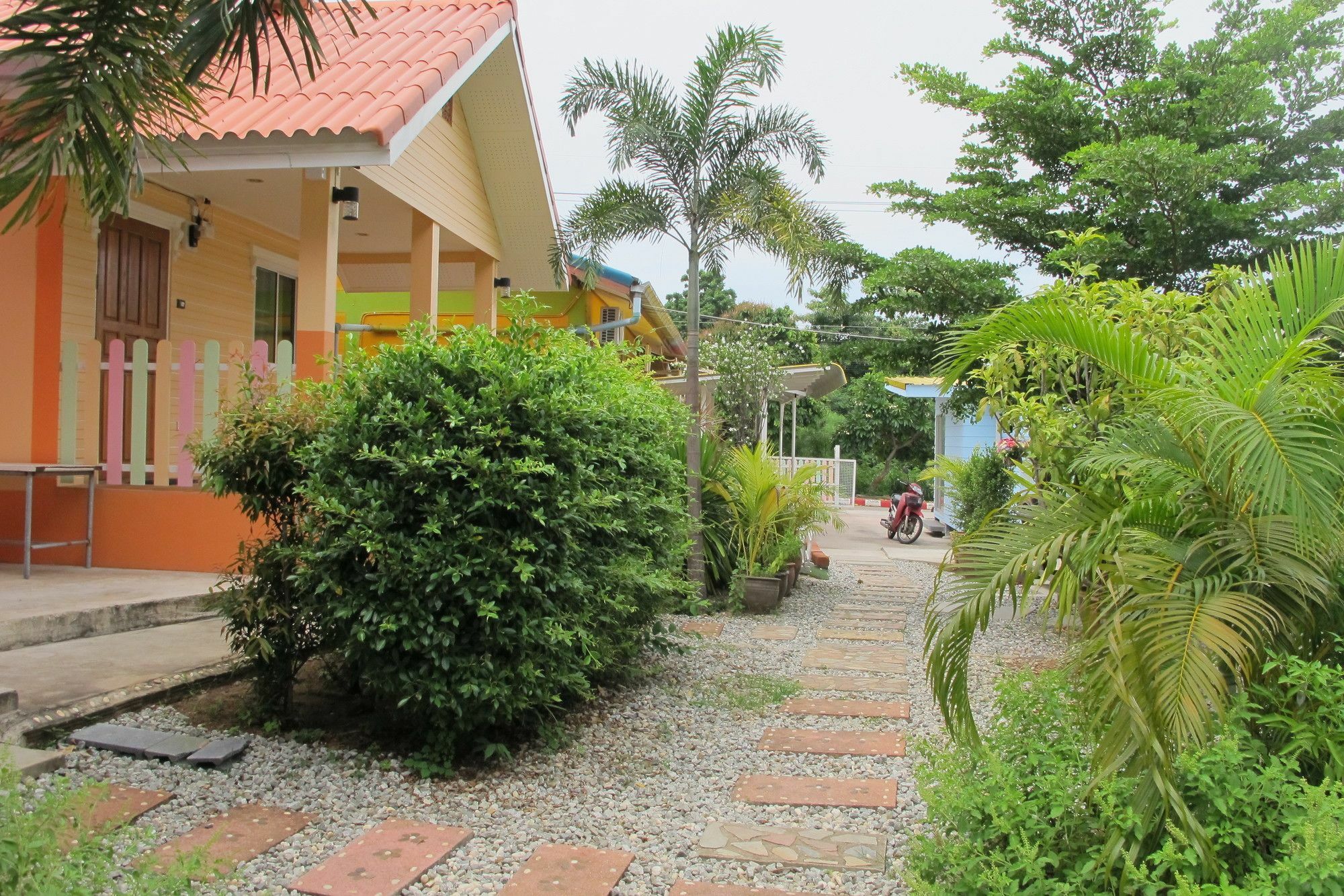 Thippawan Bungalow Ko Si Chang Exterior foto