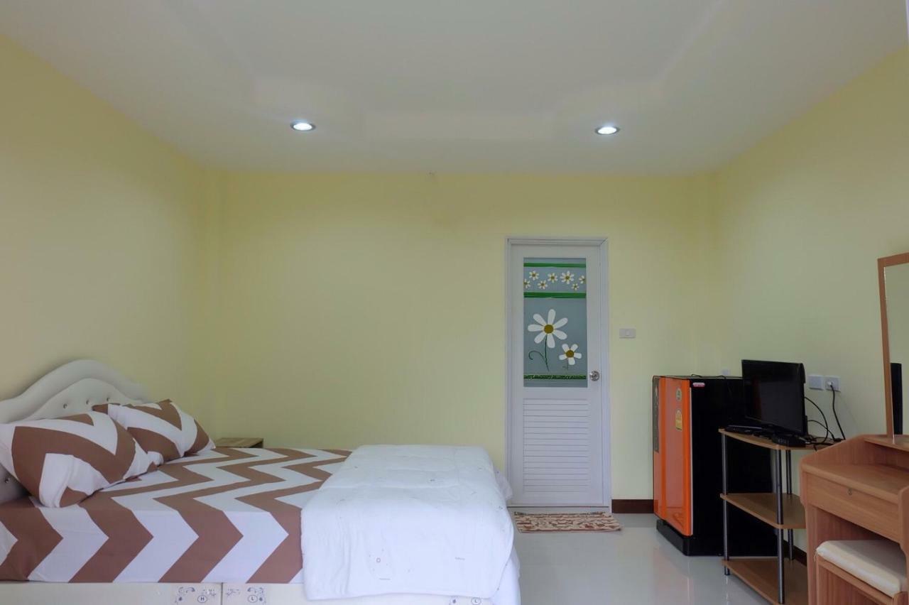 Thippawan Bungalow Ko Si Chang Exterior foto